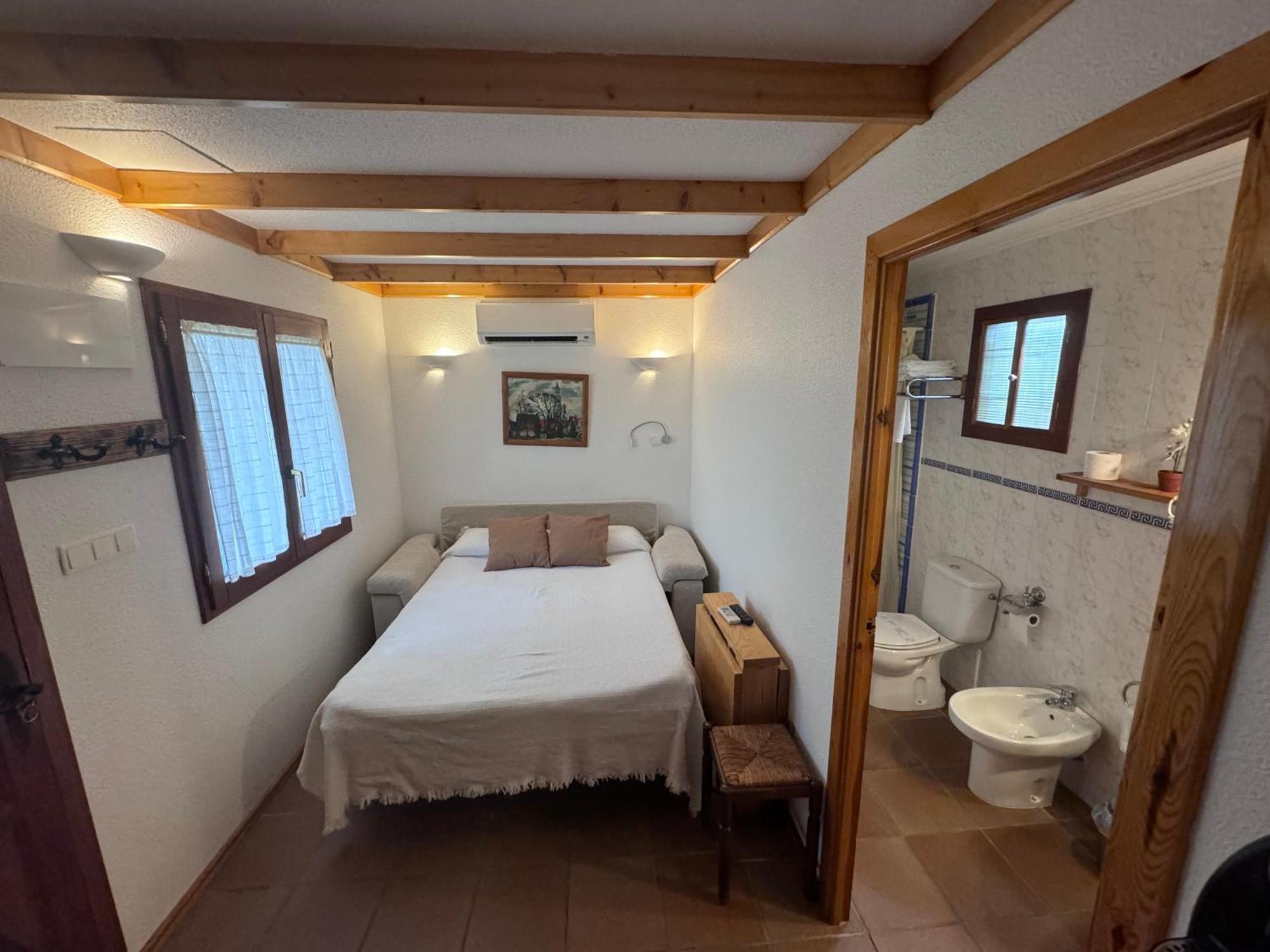 La Cerca Del Alcornoque Guest House Casas de Belvis Bagian luar foto