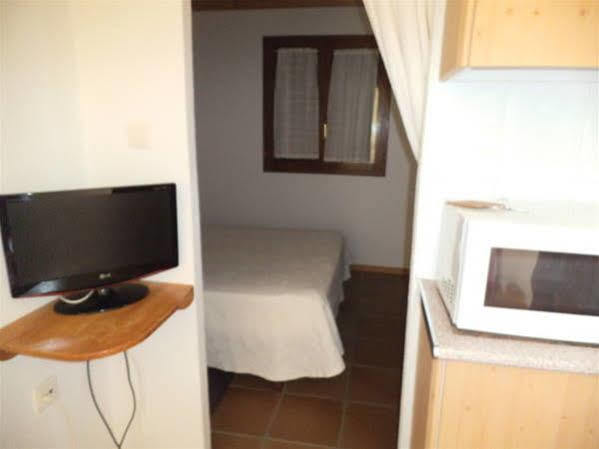 La Cerca Del Alcornoque Guest House Casas de Belvis Bagian luar foto